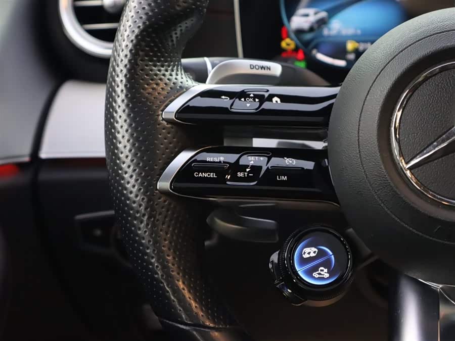 Mercedes-Benz E AMG 2022 immagine di auto #16