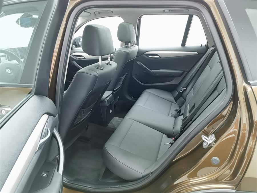 BMW X1 (Imported) 2012 #16 BMW X1 (Imported) 2012 car image #16