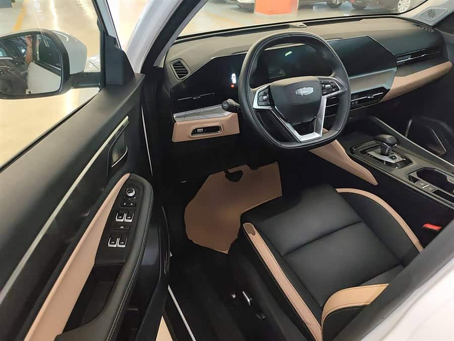 GEELY OkavangoPRO 2025 car image #16