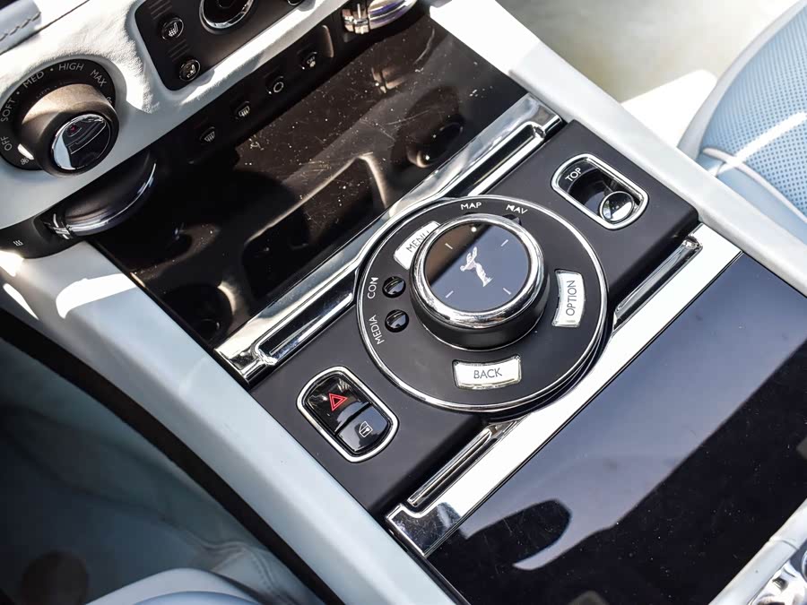 Rolls-Royce Dawn 2023 car image #16