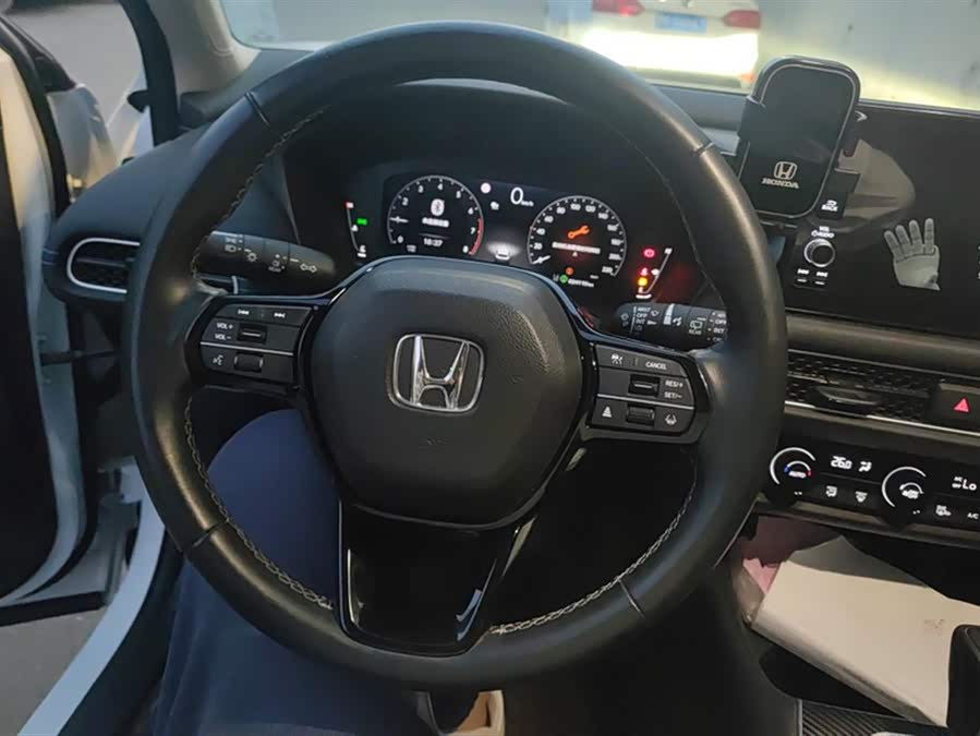 Honda HR-V 2024 #16 Honda HR-V 2024 car image #16