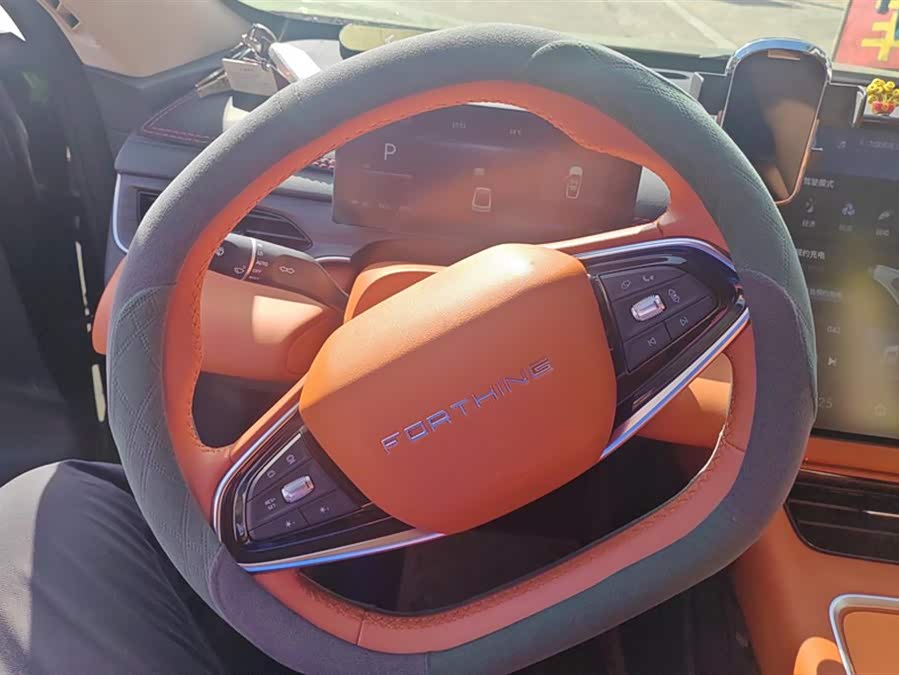 Forthing S7 2025 صورة سيارة #16