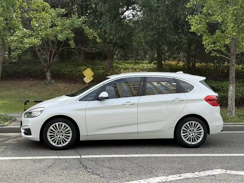 BMW 2 Series Tourer (Imported) 2015 car image #16