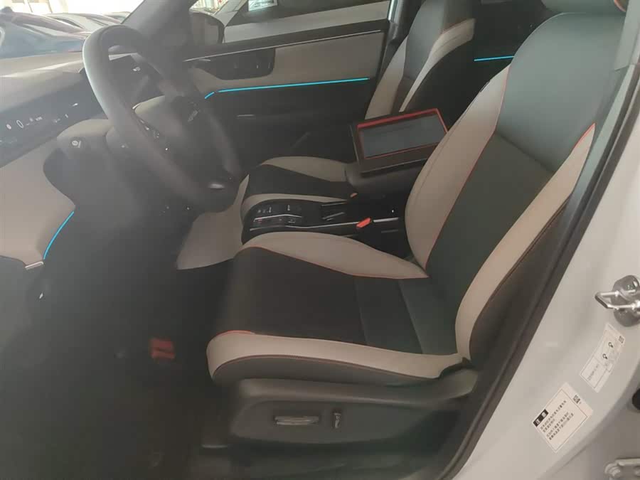 Honda e:NS2 2025 car image #16