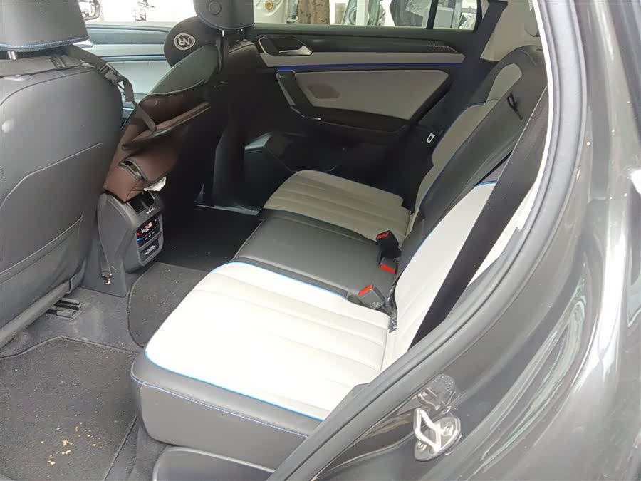 Volkswagen Tayron GTE 2024 #16 Volkswagen Tayron GTE 2024 immagine di auto #16