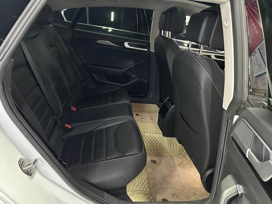 Volkswagen CC (FAW-Volkswagen) 2021 car image #16