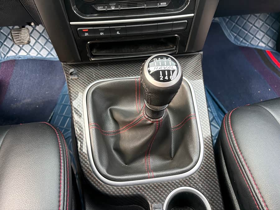 Haval H5 Class 2015 #16 Haval H5 Class 2015 car image #16