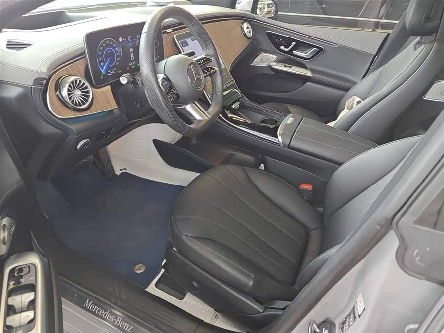 Mercedes-Benz EQE Class 2023 car image #16