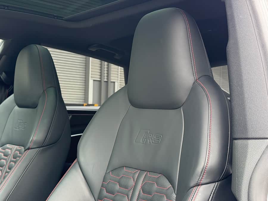 Audi RS 7 2021 car image #16