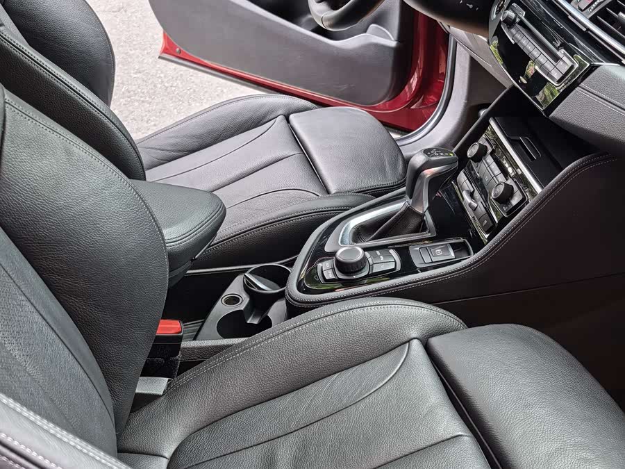 BMW 2 Series Tourer (Imported) 2014 immagine di auto #16