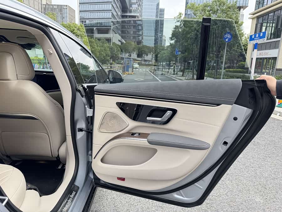 Mercedes-Benz EQS Class 2022 #16 Mercedes-Benz EQS Class 2022 car image #16