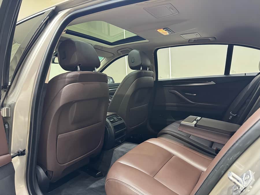 BMW 5 Series 2016 #16 BMW 5 Series 2016 car image #16
