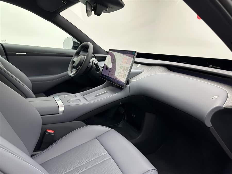 MI YU7 2025 #16 MI YU7 2025 car image #16