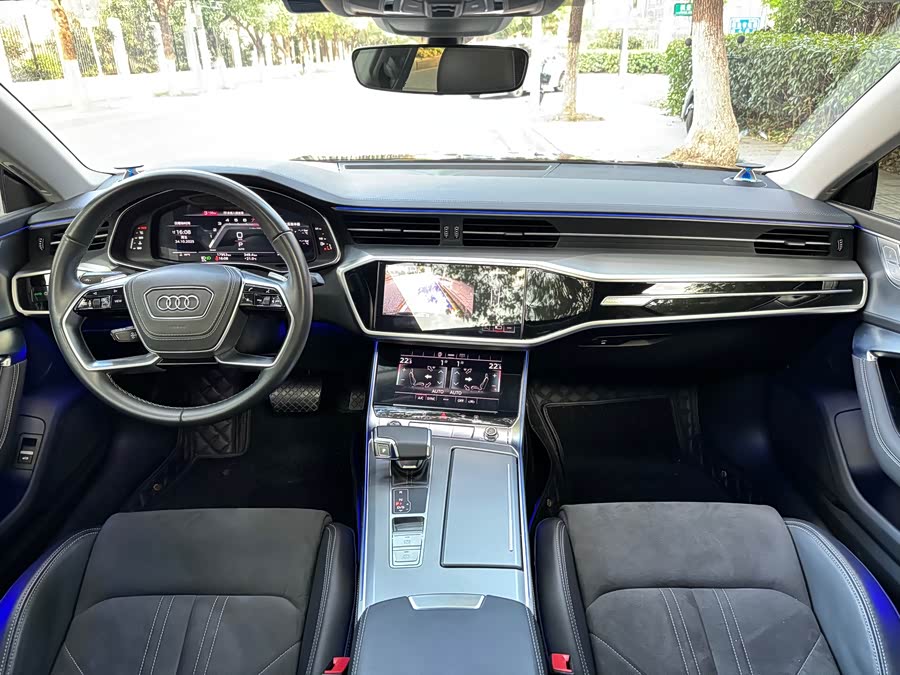 Audi A7L 2024 #16 Audi A7L 2024 car image #16