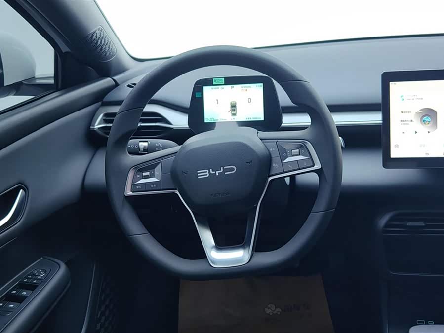 BYD e7 2025 #16 BYD e7 2025 صورة سيارة #16