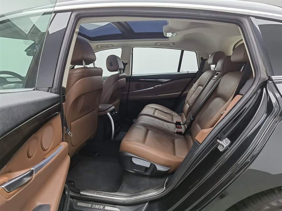 BMW 5 Series GT 2014 #16 BMW 5 Series GT 2014 immagine di auto #16