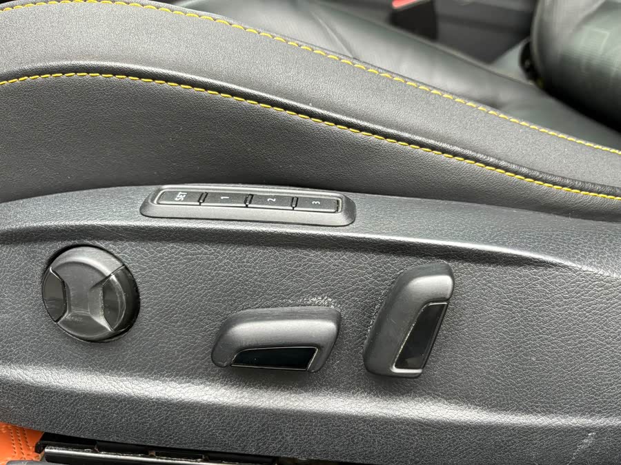 Volkswagen CC (FAW-Volkswagen) 2021 car image #16