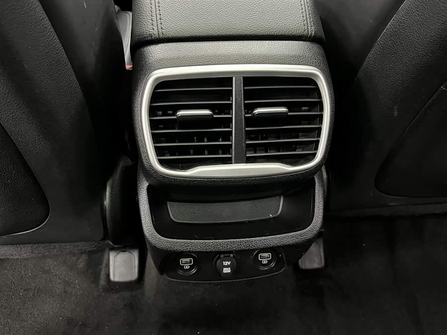 Hyundai Santa Fe 2022 #16 Hyundai Santa Fe 2022 car image #16