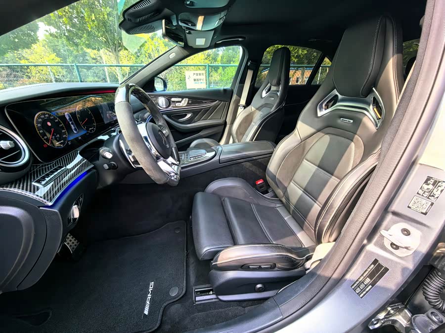 Mercedes-Benz E AMG 2020 صورة سيارة #16