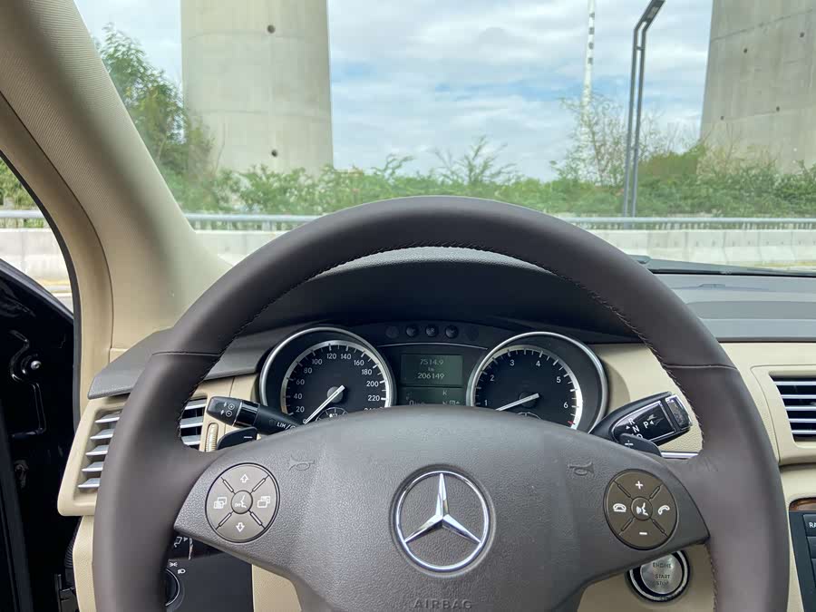 Mercedes-Benz R Class 2013 #16 Mercedes-Benz R Class 2013 car image #16