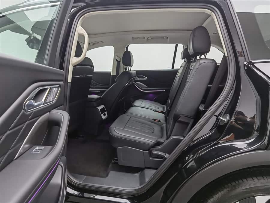 HongQi HS7 PHEV 2025 #16 HongQi HS7 PHEV 2025 car image #16