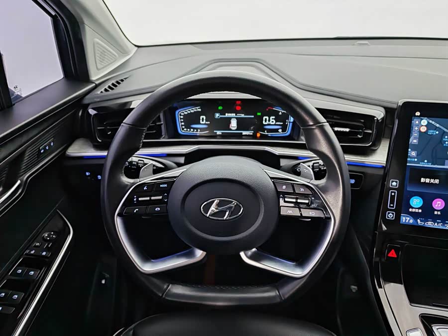 Hyundai Custo 2023 #16 Hyundai Custo 2023 car image #16