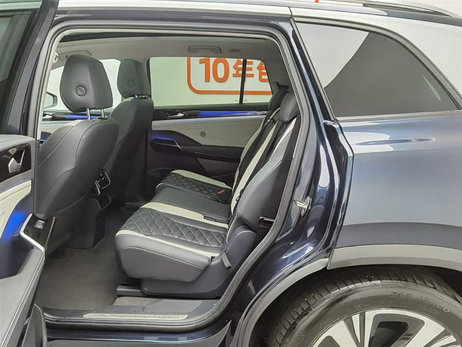 Volkswagen ID.6 Crozz 2023 car image #16