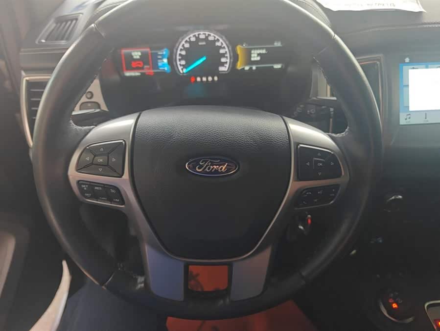 Ford Everest 2018 #16 Ford Everest 2018 car image #16