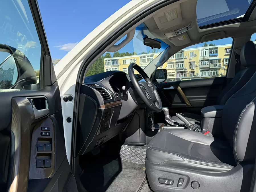 丰田 普拉多 2019 汽车图片 #16