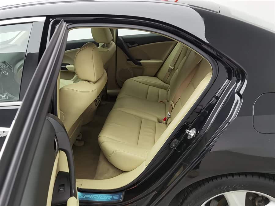 Honda Spirior 2012 car image #16