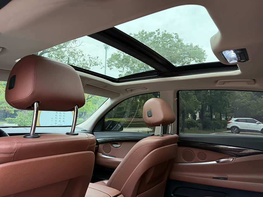 BMW 5 Series GT 2014 #16 BMW 5 Series GT 2014 immagine di auto #16