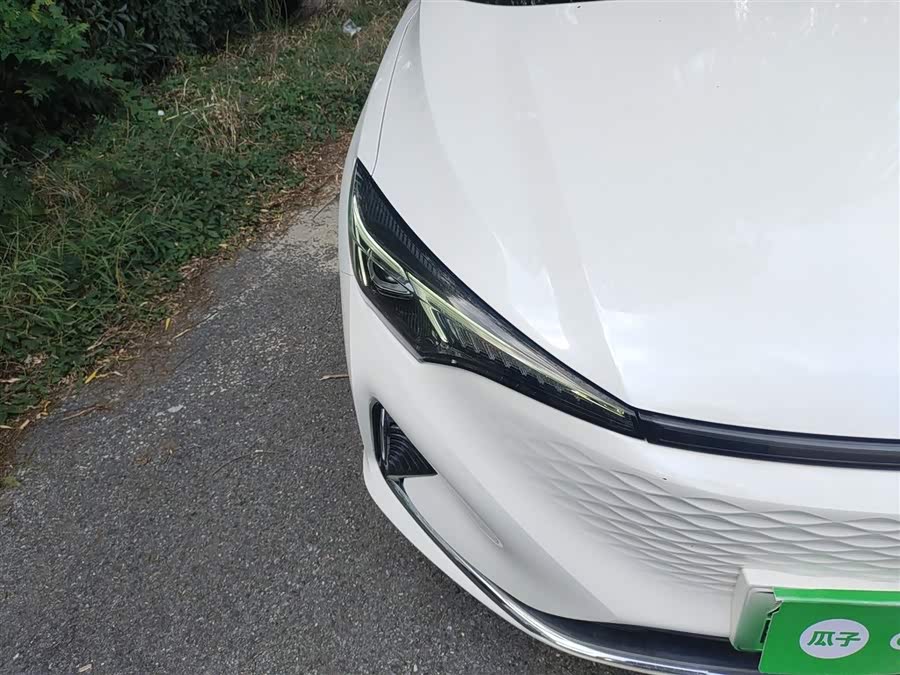 Changan Eado EV 2022 car image #16