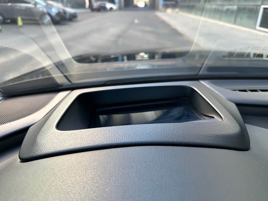 Audi S8 2017 car image #16