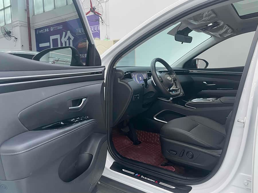 Hyundai Tucson 2022 car image #16