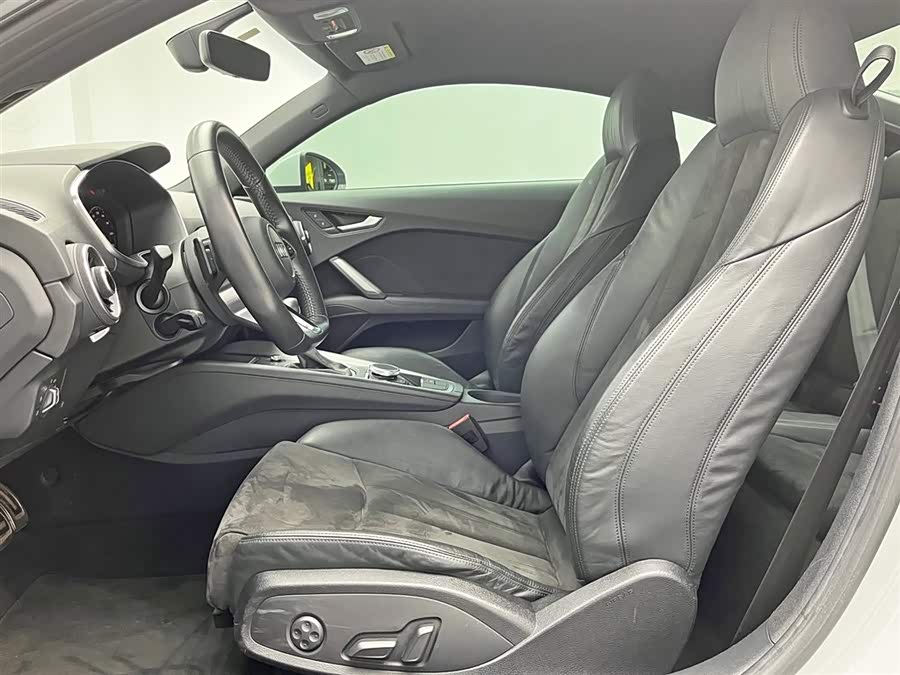 Audi TT 2015 #16 Audi TT 2015 car image #16