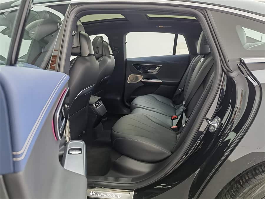 Mercedes-Benz EQE Class 2023 car image #16