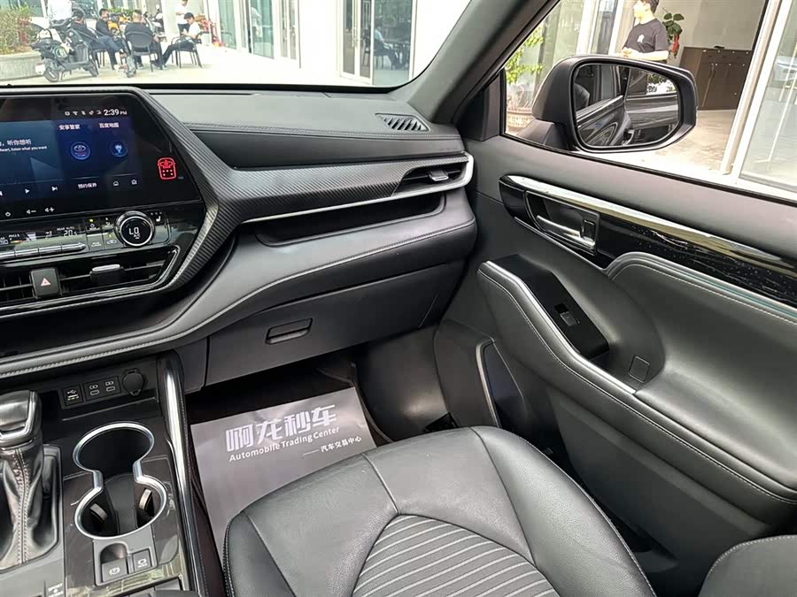 Toyota Crown Kluger 2023 #16 Toyota Crown Kluger 2023 car image #16