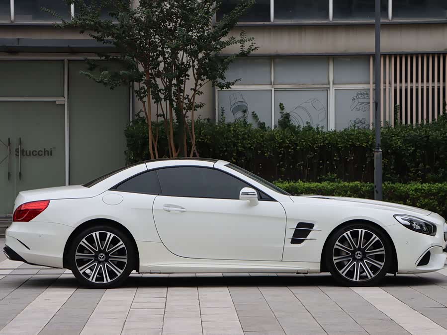 Mercedes-Benz SL Class 2019 immagine di auto #16