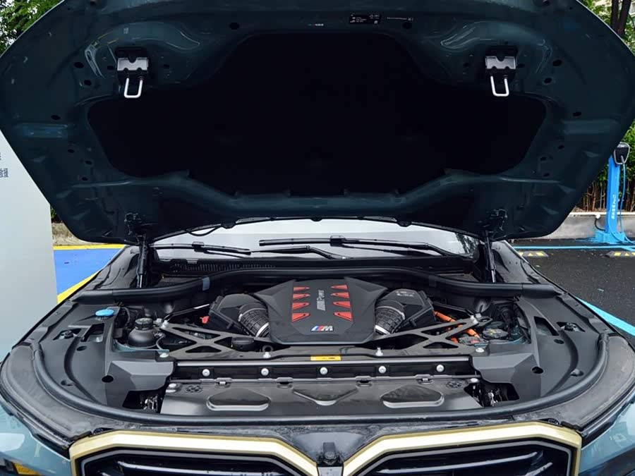 BMW XM 2024 imagem de carro #16