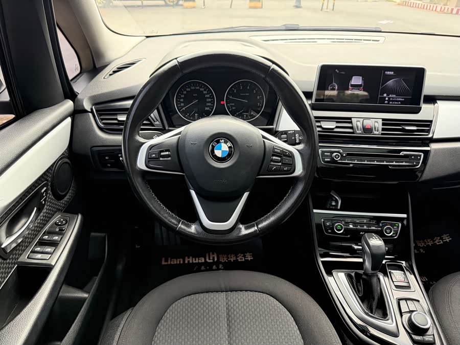 BMW 2 Series Gran Tourer 2016 immagine di auto #16