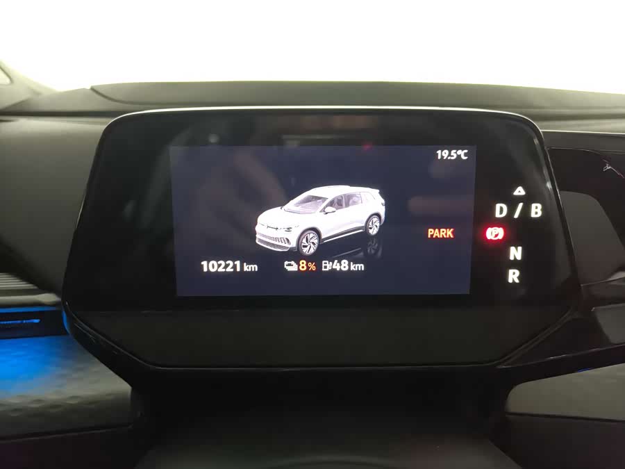 Volkswagen ID.6 X 2023 car image #16