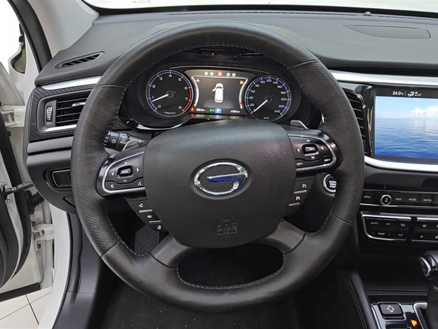 GAC Trumpchi GS7 2019 #16 GAC Trumpchi GS7 2019 car image #16