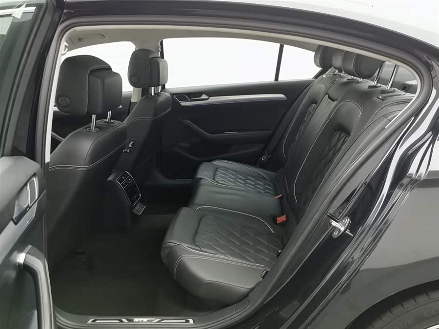 Volkswagen Magotan GTE 2020 car image #16