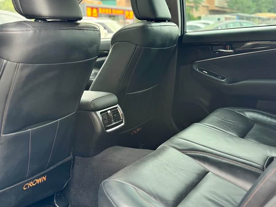 丰田 皇冠 2017 汽车图片 #16