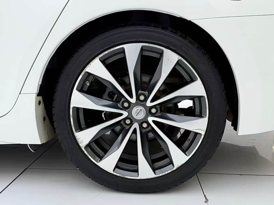 Nissan Maxima 2017 imagem de carro #16