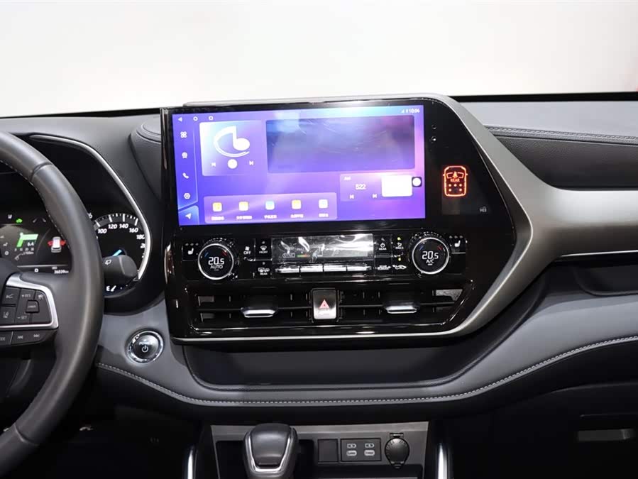 Toyota Crown Kluger 2024 car image #16