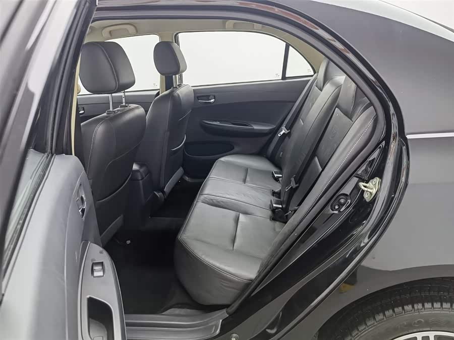 BYD F3 2021 car image #16