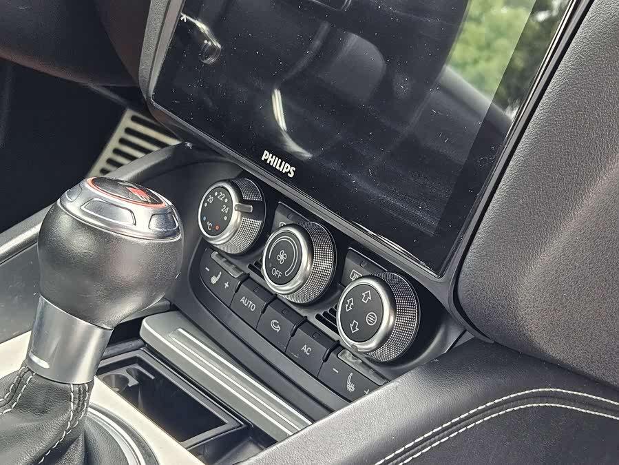 Audi TTS 2012 #16 Audi TTS 2012 car image #16