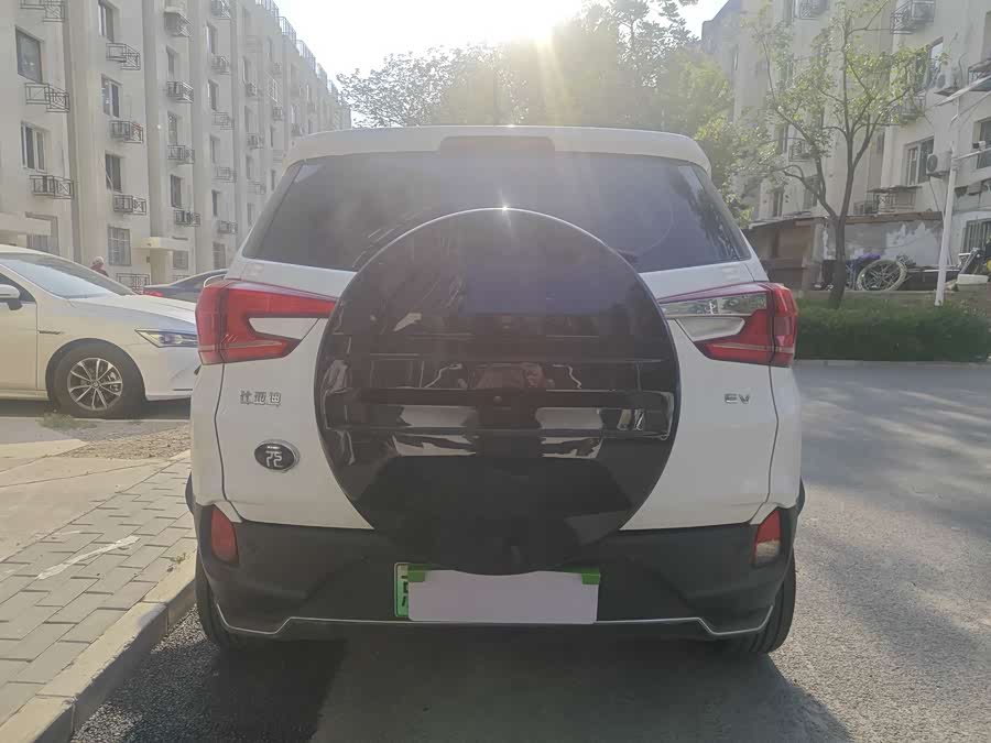 BYD Yuan New Energy 2020 #16 BYD Yuan New Energy 2020 car image #16