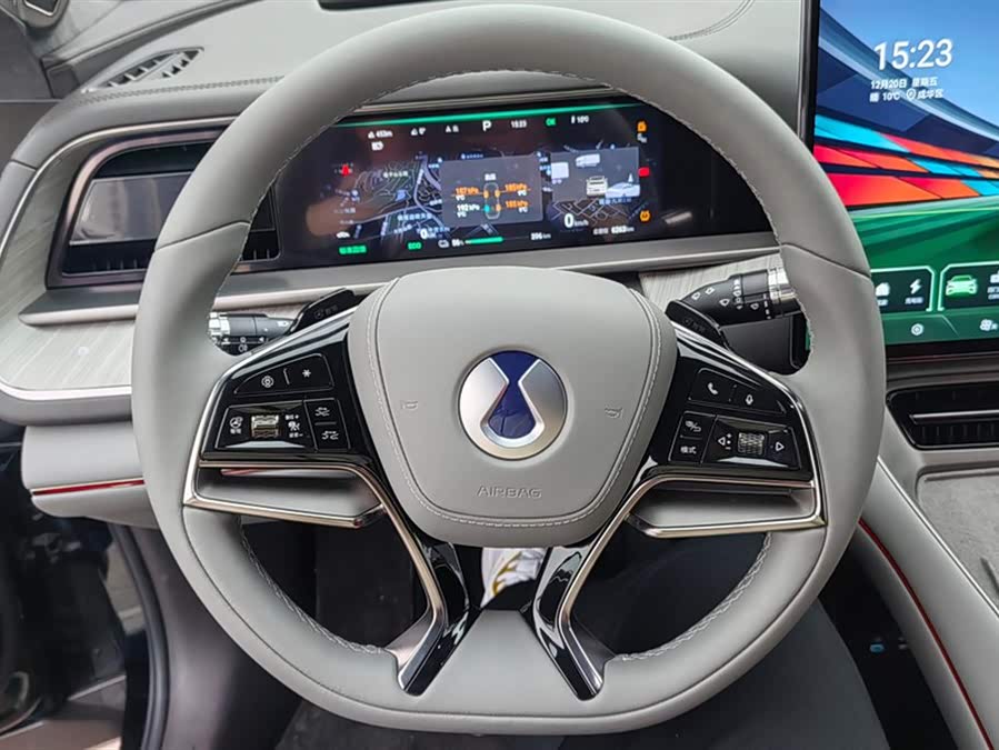 Denza N7 2023 car image #16